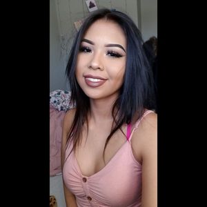 Meet your Posher, Taya